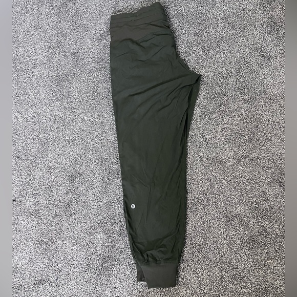 Lululemon dance studio joggers - Picture 1 of 3